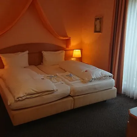 מלון Haus Hilckmann 3*